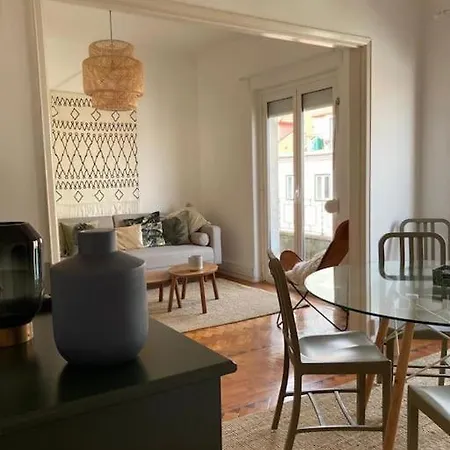 Bem Localizado Familias & Amigos Апартаменти *