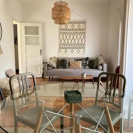 Apartamento Bem Localizado Para Familias & Amigos Apartment Lisbon