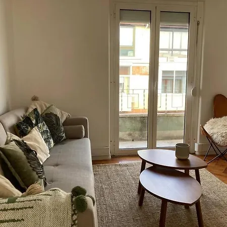 Apartment Apartamento Bem Localizado Para Familias & Amigos Lisbon